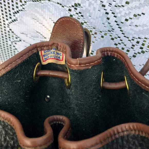 Vintage Dooney and Bourke bag - Picture 4 of 9